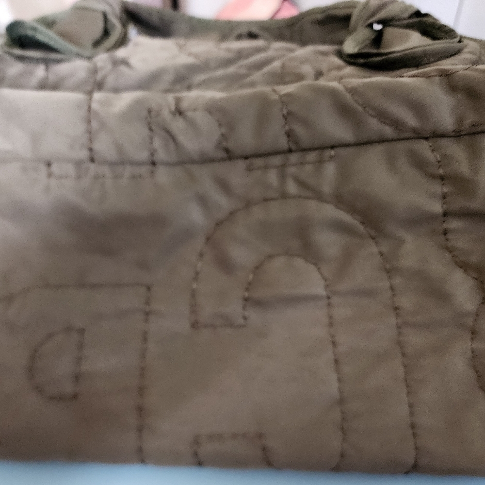 Well loved Marc by‎ Marc Jacobs tote/duffel bag - Picture 4 of 12